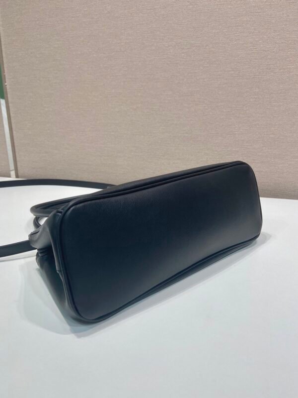 1BA457_2CYS black (4) Medium Prada Galleria leather bag