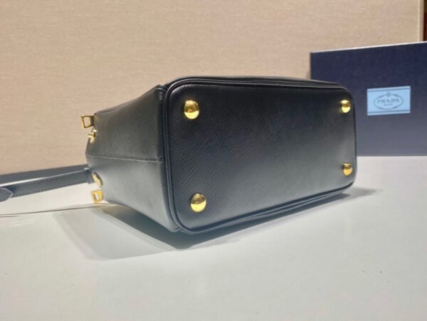 Small Prada Galleria Saffiano leather bag