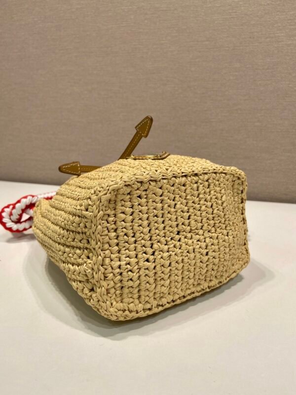 Crochet mini bucket bag