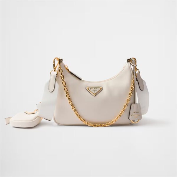 Prada Re-Edition 2005 leather bag