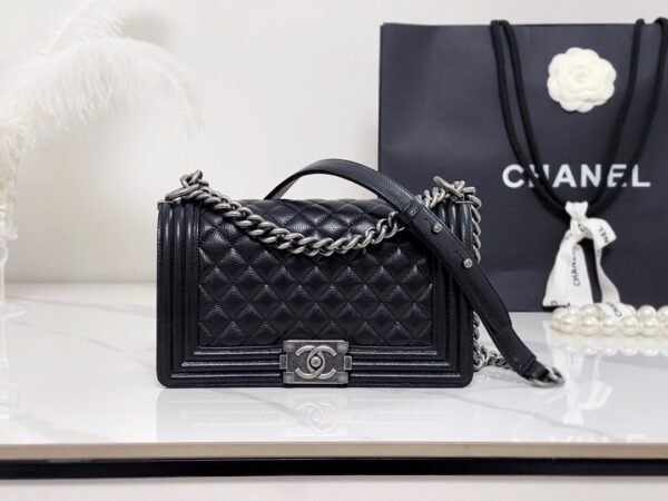 A67086 (5) BOY CHANEL handbag
