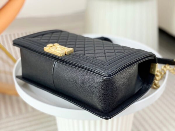 BOY CHANEL LARGE Grained Tote