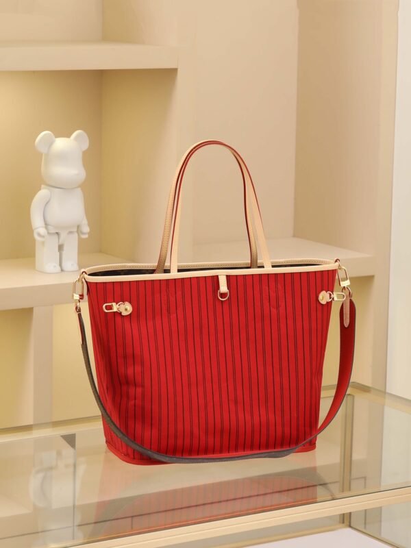 LOUIS VUITTON Neverfull Bandoulière Inside Out MM