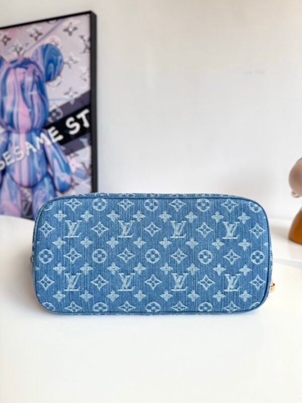 LOUIS VUITTON Neverfull MM