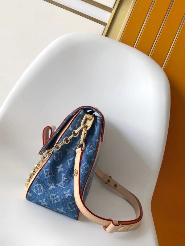 LOUIS VUITTON Dauphine Soft GM M13319