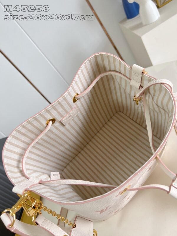 M14401 and M45256 (5) LOUIS VUITTON NéoNoé MM