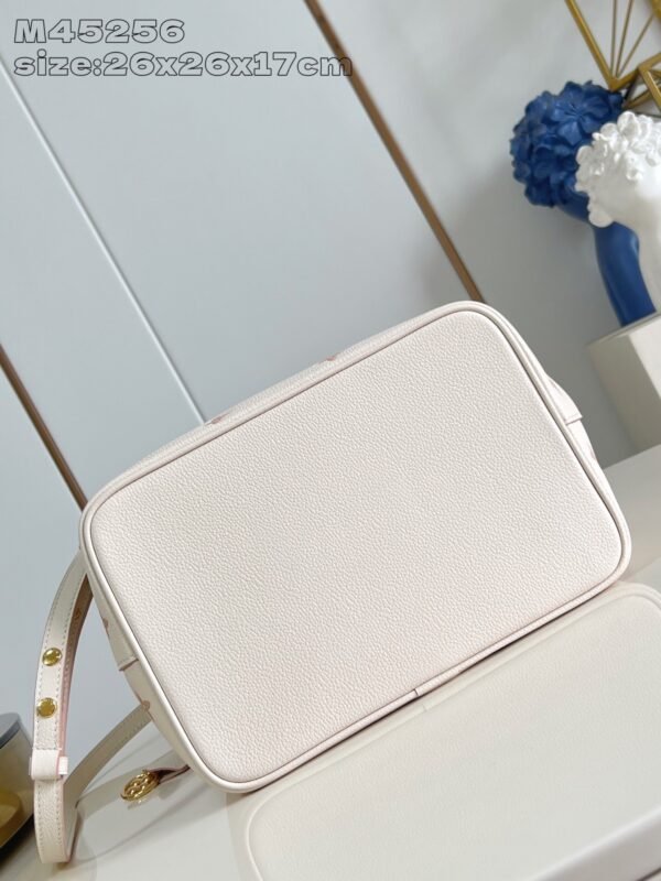 M14401 and M45256 (6) LOUIS VUITTON NéoNoé MM