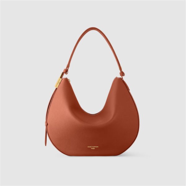 M14642 (1) LOUIS VUITTON Low Key Cookie MM