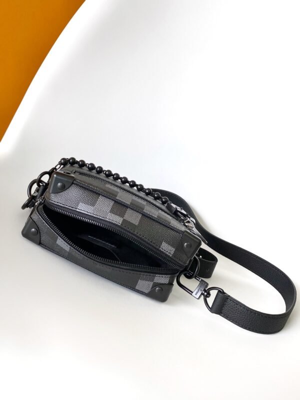 M14922 (4) LOUIS VUITTON Mini Soft Trunk M14922