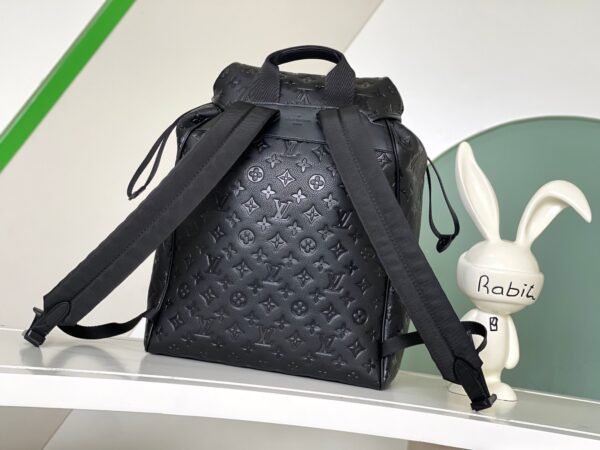 LOUIS VUITTON Montsouris Backpack M23127