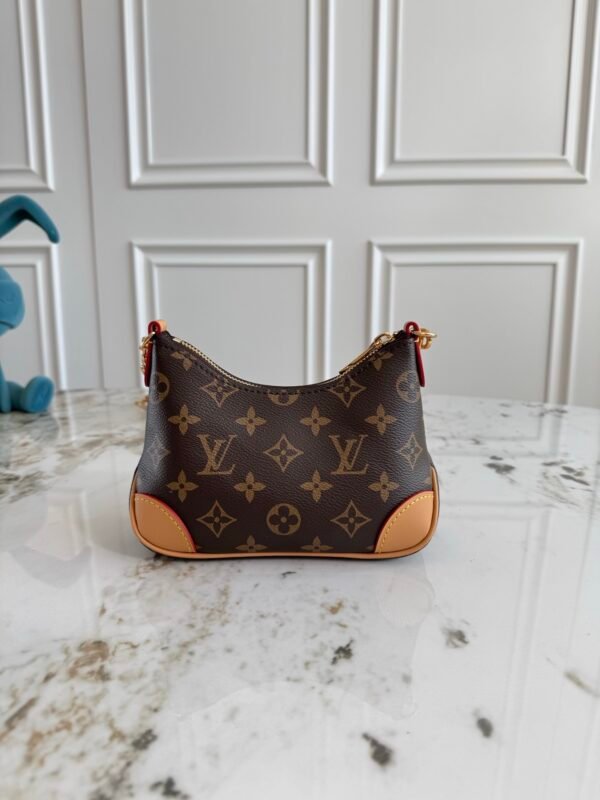 M25519 (4) LOUIS VUITTON Nano Boulogne M25519