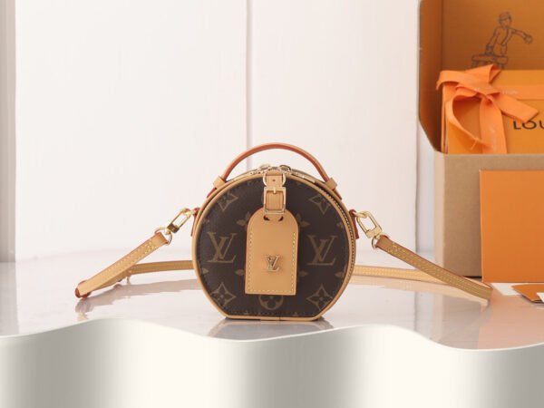 LOUIS VUITTON Mini Boite Chapeau