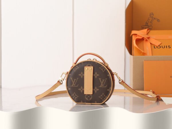 LOUIS VUITTON Mini Boite Chapeau