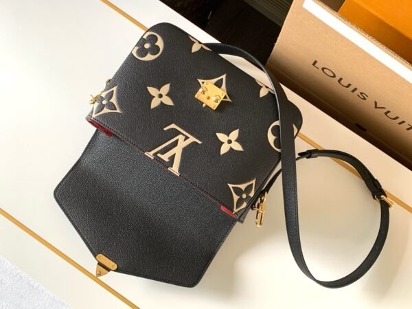 M45773 (1) LOUIS VUITTON Pochette Métis