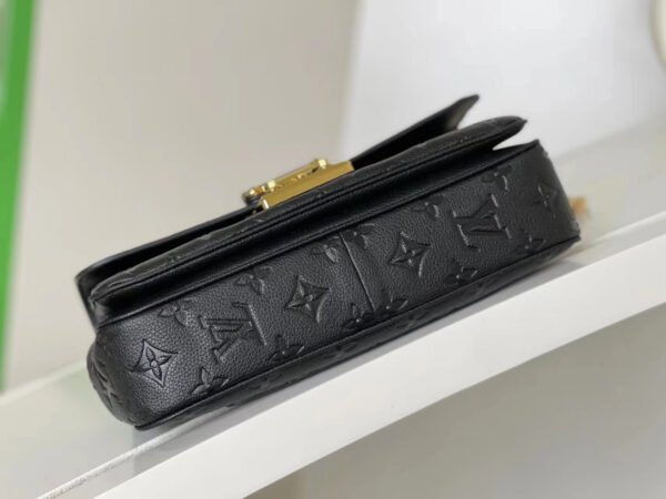 LOUIS VUITTON Marceau M46200