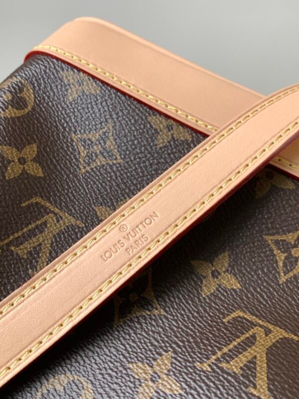 M46983 (2) LOUIS VUITTON Noé BB M46983