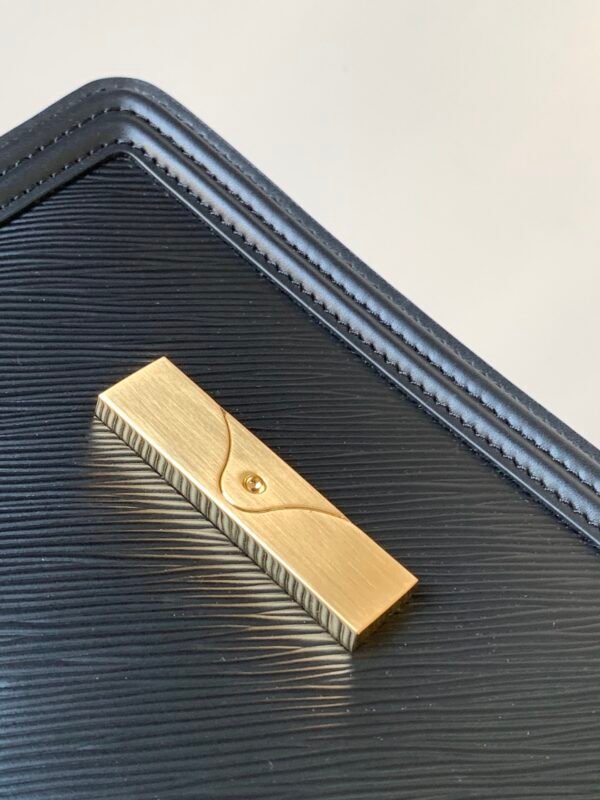 LOUIS VUITTON Mini Dauphine