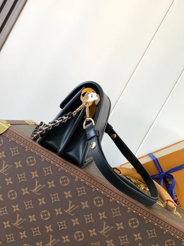LOUIS VUITTON Mini Dauphine