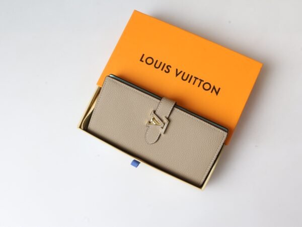 M81367 (4) LOUIS VUITTON Vertical Wallet M81367