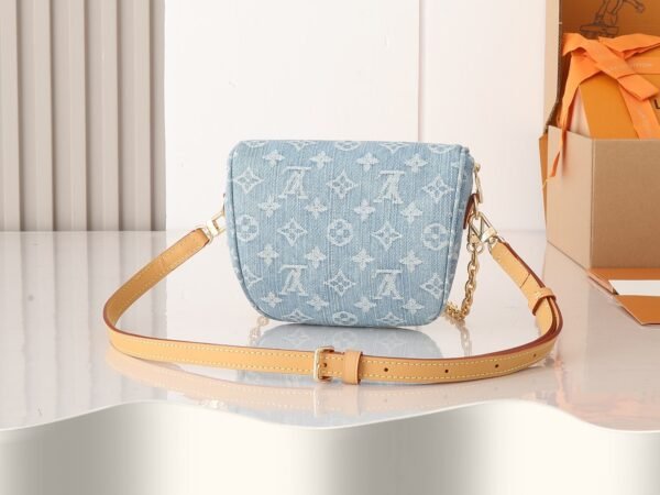 LOUIS VUITTON Mini Bumbag M83353