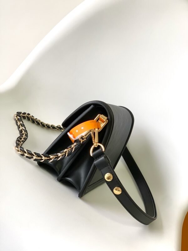 LOUIS VUITTON Large Dauphine