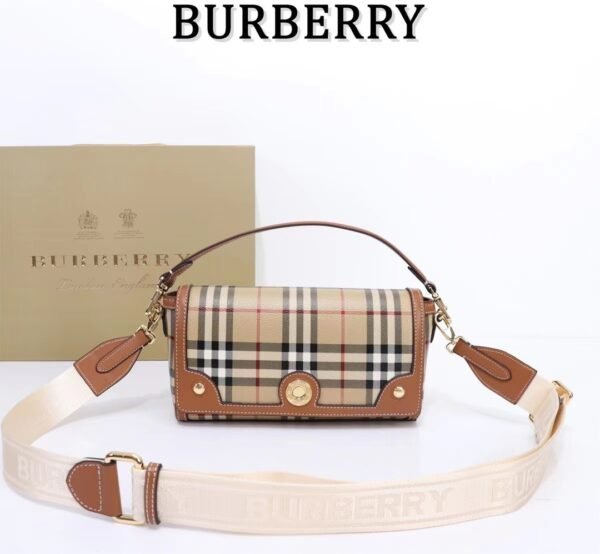 p80920481 (2) Burberry Top handle Note bag p80920481