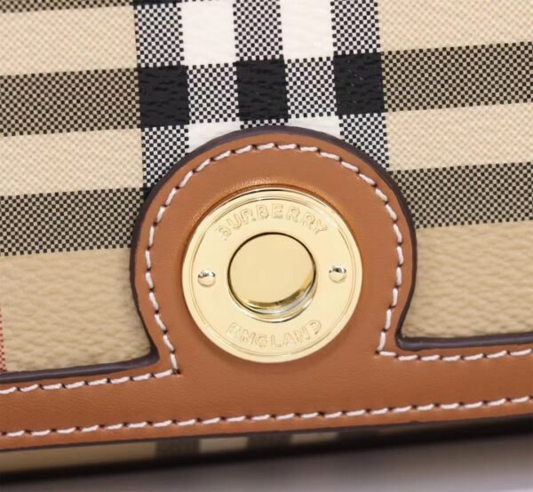 p80920481 (5) Burberry Top handle Note bag p80920481