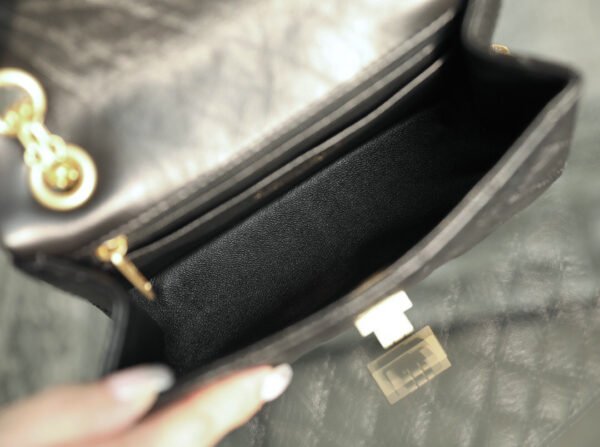 AS0874-Y04634-94305 (5) CHANEL MINI 2.55 HANDBAG