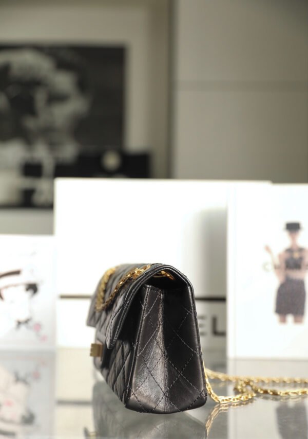 AS0874-Y04634-94305 (7) CHANEL MINI 2.55 HANDBAG