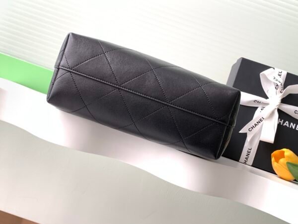 CHANEL Medium HOBO BAG SHINY LAMBSKIN & GOLD-TONE METAL