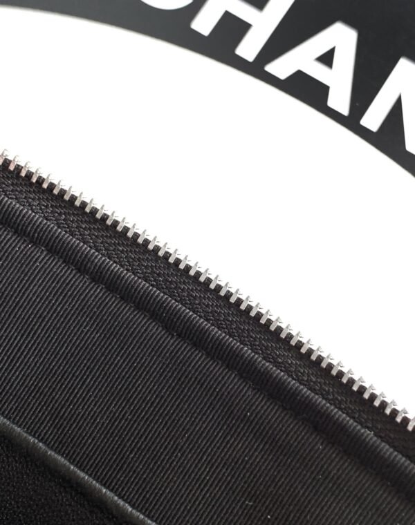 CHANEL 25b rhinestone star mahjong bag 21CM (3) CHANEL 25b rhinestone star mahjong bag 21CM