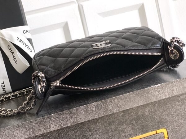 CHANEL 25b rhinestone star mahjong bag 21CM (5) CHANEL 25b rhinestone star mahjong bag 21CM