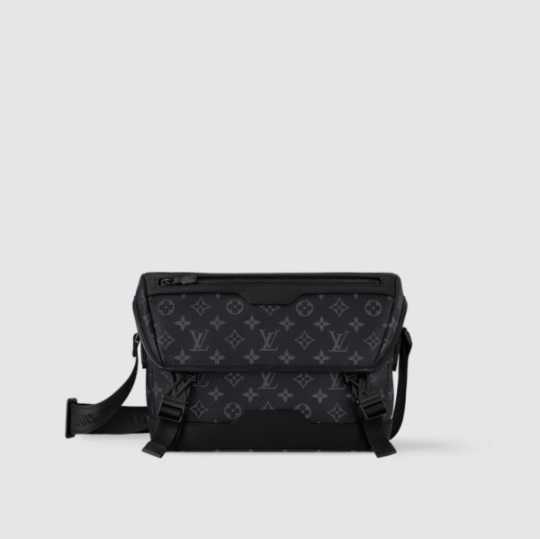 LOUIS VUITTON Messenger Voyager PM M12517