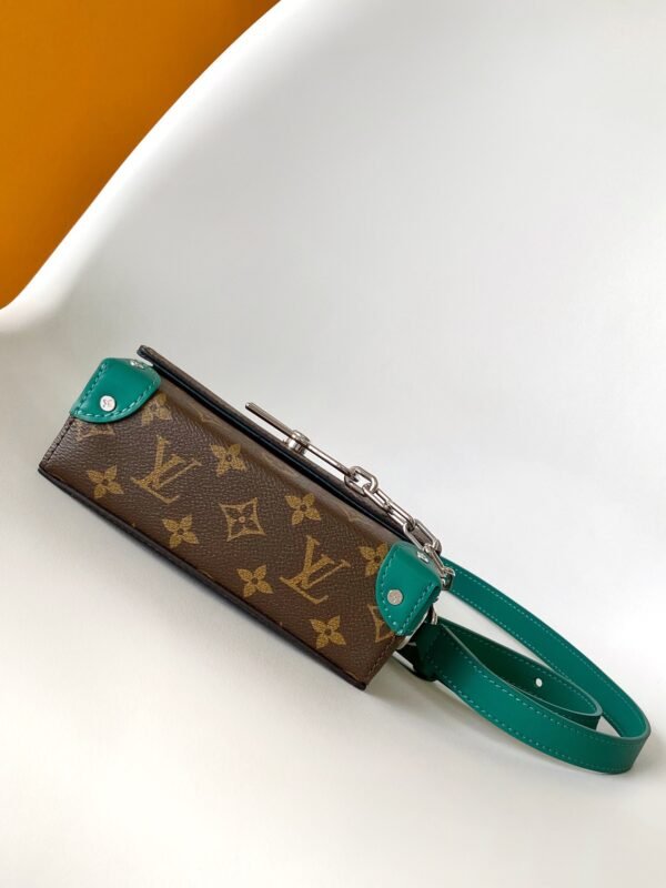 M12808 (4) LOUIS VUITTON Steamer Wearable Wallet M12808