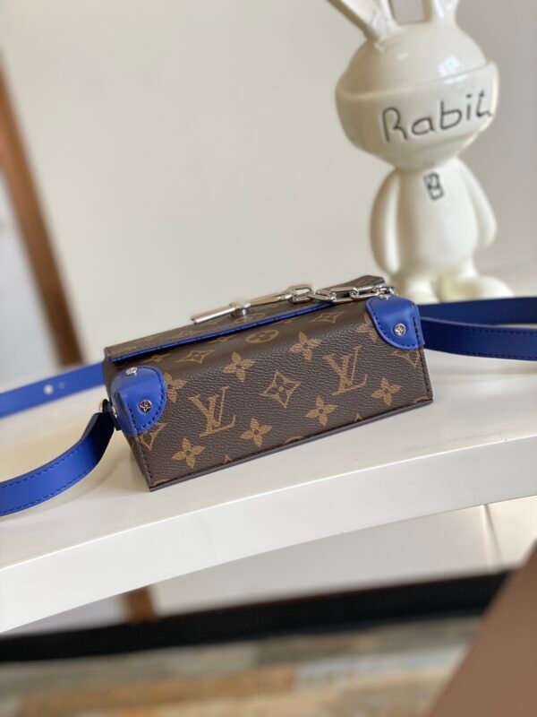 M12810 (3) LOUIS VUITTON Steamer Wearable Wallet M12810