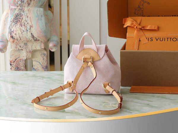 LOUIS VUITTON Venice M13031