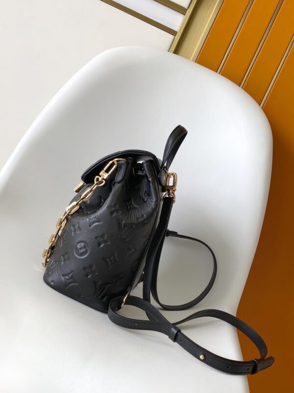 M13357 (8) LOUIS VUITTON Coussin Backpack PM