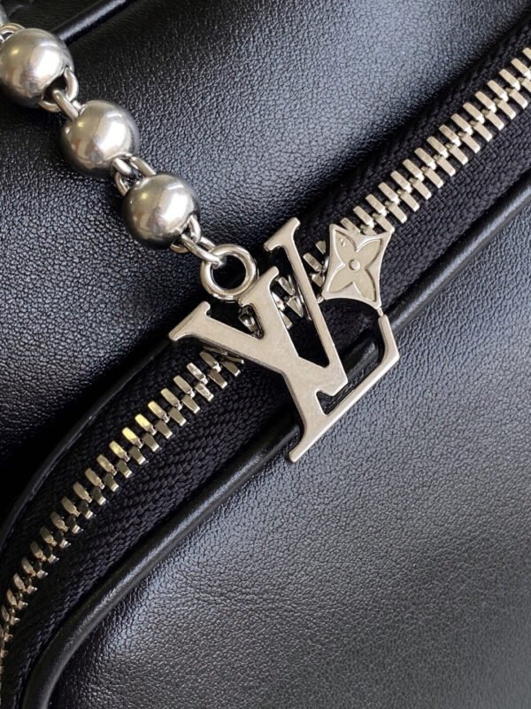 M13987 (6) LOUIS VUITTON Nil M13987