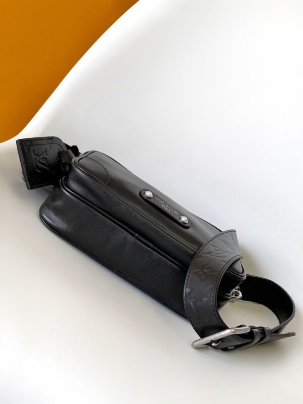 M13987 (7) LOUIS VUITTON Nil M13987