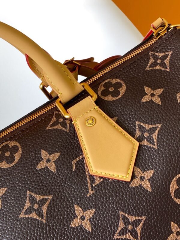 LOUIS VUITTON Speedy P9 Bandoulière 40 M24422