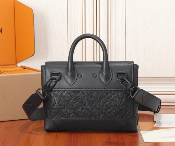LOUIS VUITTON Steamer PM M24436