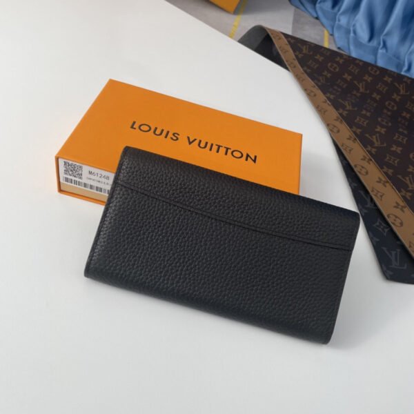 LOUIS VUITTON Capucines Wallet Taurillon Leather M61248