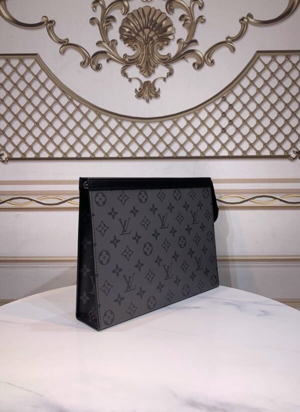 LOUIS VUITTON POCHETTE VOYAGE medium clutch M69535