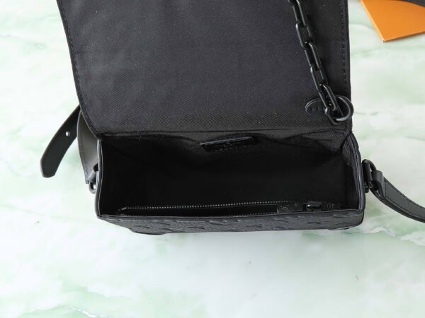 LOUIS VUITTON Steamer Wallet M81746