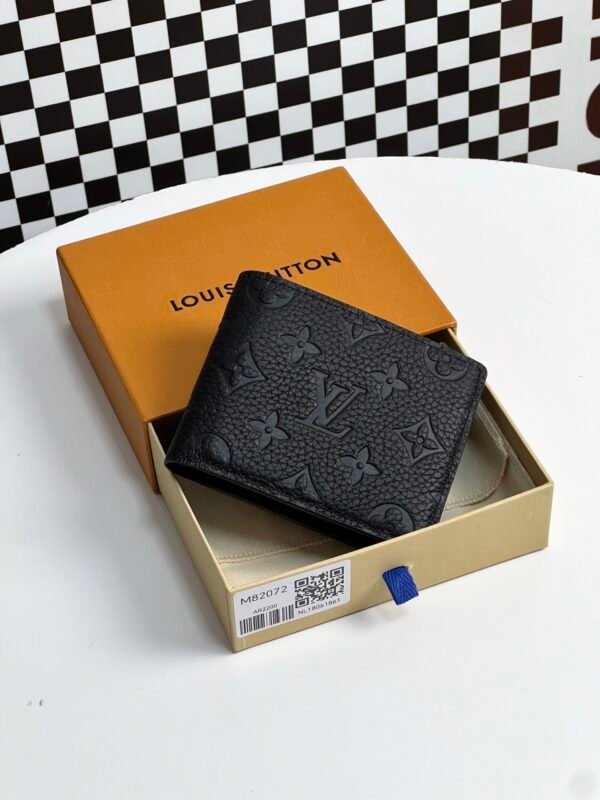 M82072 (7) LOUIS VUITTON MULTIPLE WALLET M82072