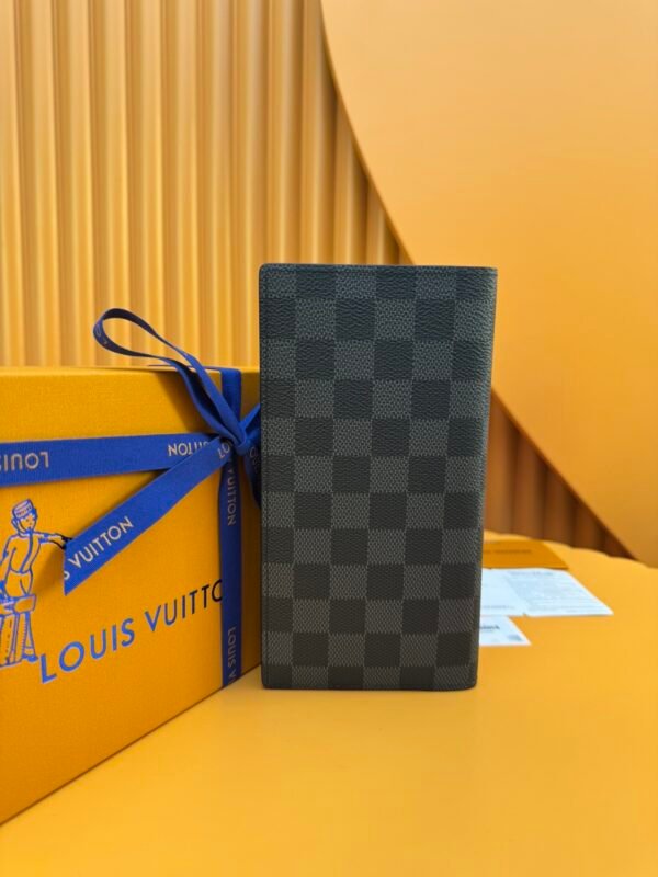 N62665 (2) LOUIS VUITTON Brazza Wallet N62665