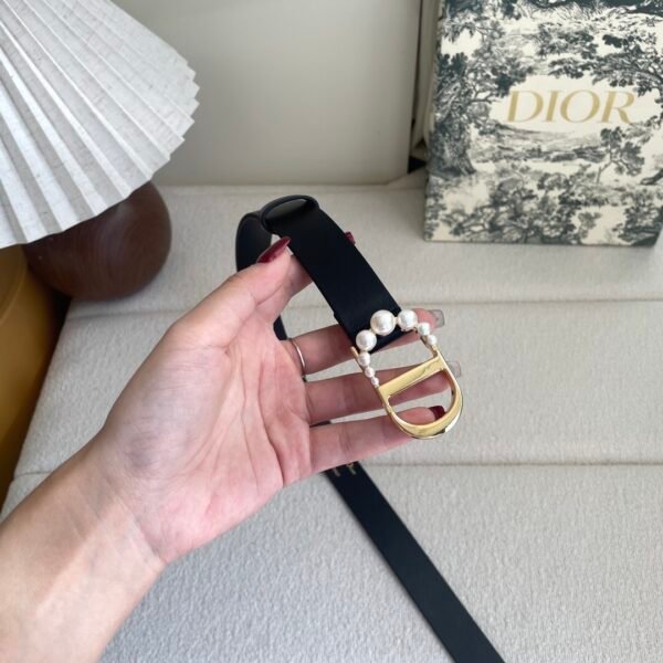 B0422UWFP_M900 (3) DIOR 30 Montaigne belt