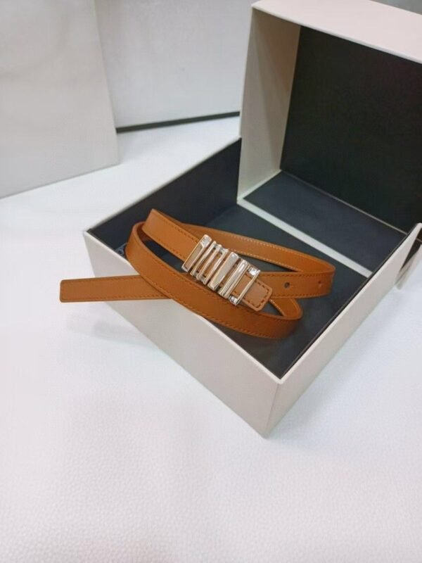 Smooth cowhide LOEWE geometric belt