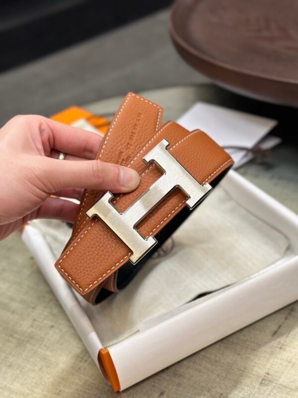 H074562CK05 H077971CAAA105 (8) HERMES Constance belt buckle & Reversible leather strap 38 mm