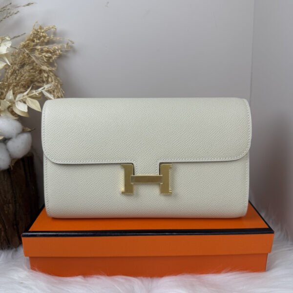 HERMÈS Constance To Go wallet gold